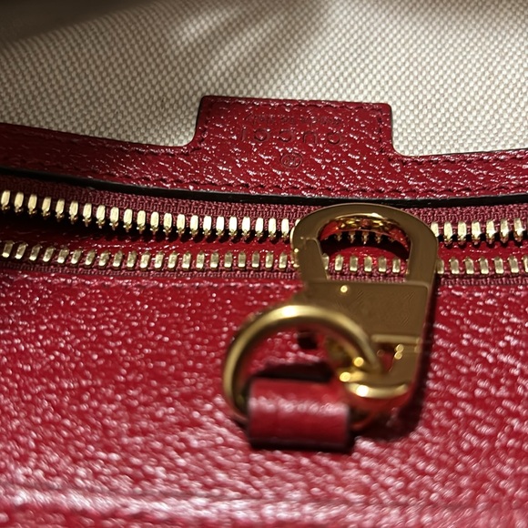 Gucci Hamptons Totes - Picture 3 of 3